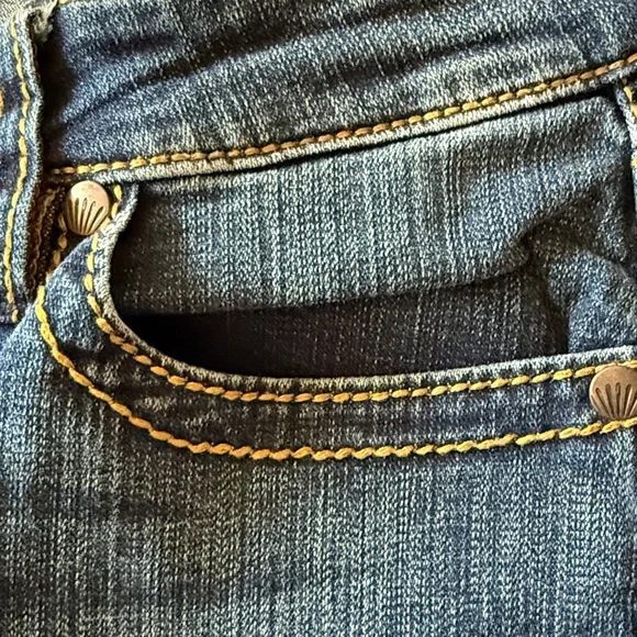 Shyanne 30x32 Dark Blue boot cut jeans - Picture 7 of 10